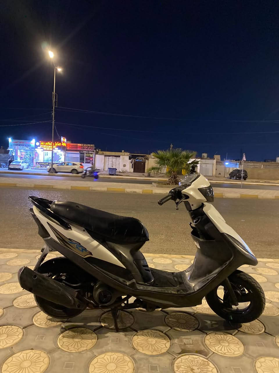 سلام عليكم شباب ماكس عدله البيع دراجه كفاله عاماً وكلها بلادي وبرغي ما ناقصها وكلشي شغال بيها فقـط سـلف مو شغال الـسعر 650 مكاني ميسان فقـط واتساب رقم***********

