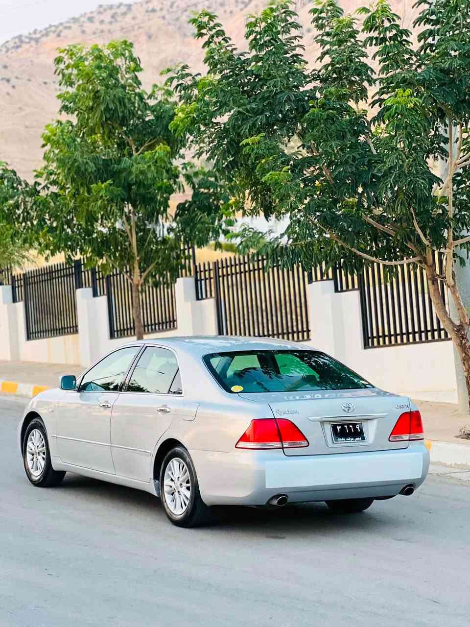 سەرەتا بەناوی خوای گەورە بەس موس ڕەقەم یەک سەیارەکە ھەزار دینار مەسرەفی تیانیە ڕۆنی گئڕو مەکینەی گۆڕاوە 182دودوگمە کامیرەو شاشە یەک پارچە بۆیاخی ئەوروپا سۆنەرم داناوە55گەلا مەجالئ زۆر زۆر کەم لەدەربەنیخانم***********   کۆد کراوە
