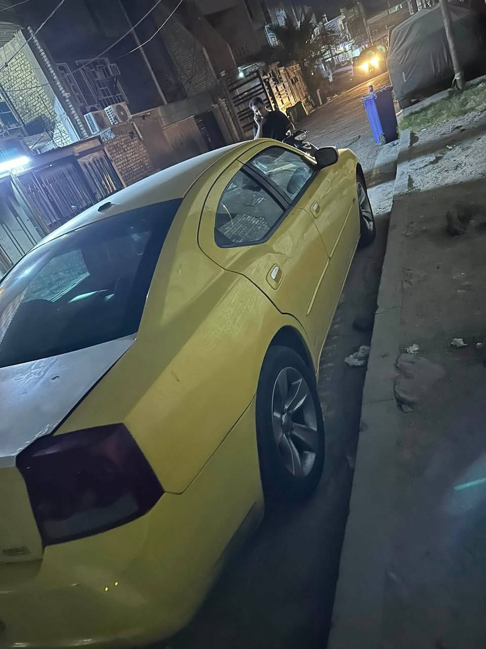 سلام عليكم جارجر 2009 حادثها جاملغ اماميً سياره جاهزه منضومه تبريد جديده مكينه كير كله مكفول نقصها اكسل خلفي بس ونه تحويل ثاني يوم مكاني بغداد ***********
