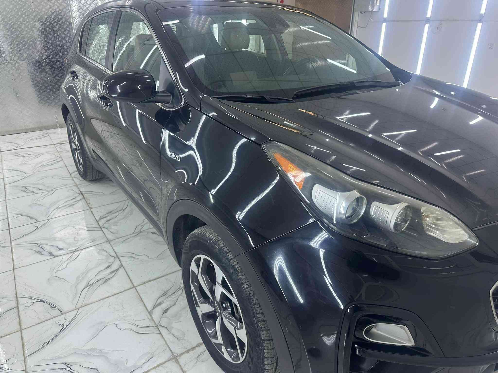 للبيع سبورتج 2020 مواصفات نص فول وارد أمريكي حادثها فقط باب. السايق والجامرلوغ وبارد بل بنيد شبر  وباقي السياره مكفوله سياره جديده بمعنه الكلمه كفاله عامة مكينة وكير وكهرباىيات على وضع شركة ماشية 90 الف حقيقي سياره جاهزه من كلشي مكينه وكير بشرط برغي مامفتوح بيهن السعر 138 وبيها مجال  العنوان بغداد او ديالىً للمراوس او بيع سونار بيها رقم بغداد تحويل 
***********

