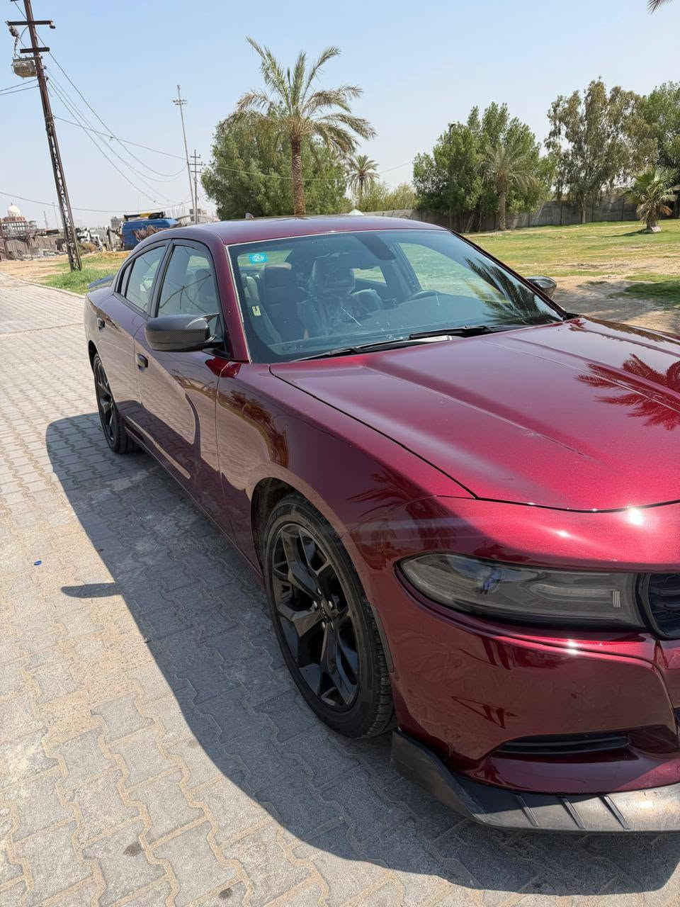 السلام عليكم جارجر ٢٠١٧ sxt رقم بغداد باسمي 
 السياره كلين بيه بارد يم قبق بانزين استخدام بيت أمانة الله وباسمي السياره اب كربلاء ودبل كود السياره السعر ١٩٥ وبيه مجال ***********
