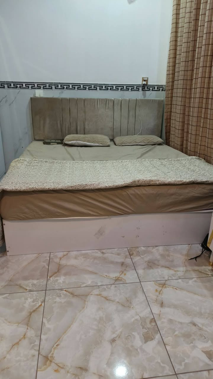 غرفه اخشاب • ٥قطع • بيه مجال