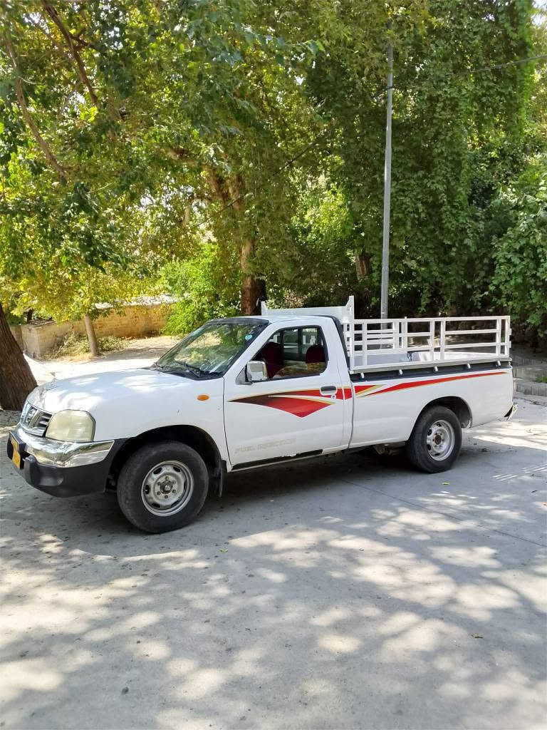 پیکاپ نیسان 
2006
5قولاب
بۆیاغ عام
کێڕ و مەکینەو شەنسی بەشەرت 
تەخویل و خڕامە بەشەرت 
سعر $69 مەجالێکی برایانە
***********wats ap سوران, أربيل
