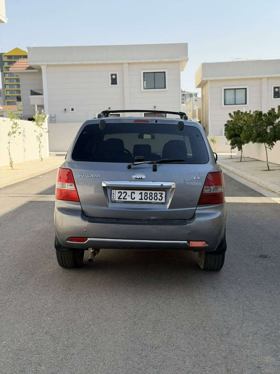 سياره للبيع كيا سورينتو موديل 2007 مكينه و كير و أكسل شرط سته سلندر تبريد ثلج منظومه غاز 60 لتر أصولية إيطاليا مع كرت منظومه غاز اترايك للبصرة شرط تحويل هزه جديد مكان سياره في موصل سعرها 80 ورقة و بيها مجال و عليه غرامه 194 ألف و تنزل من سعرها و كلشي موضح في صوره لاستفسار  الاتصال على  هذا رقم  ***********
