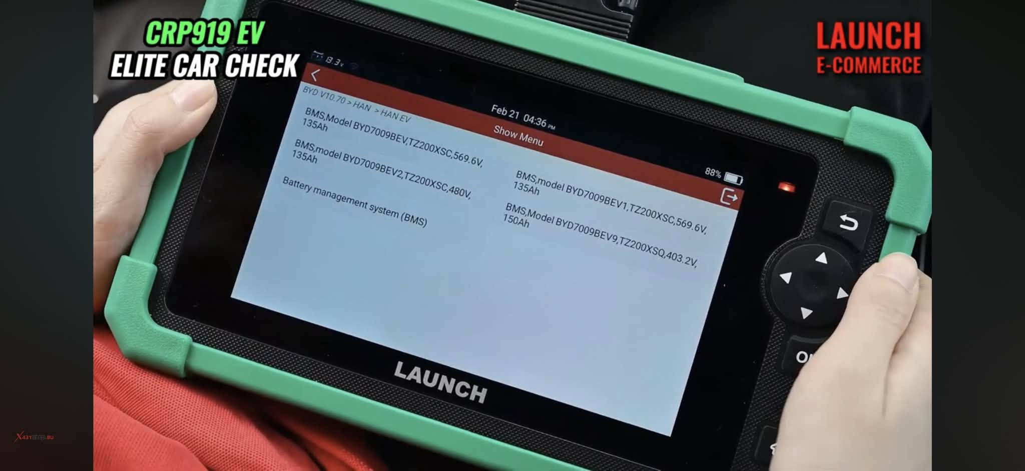 للبيع: جهاز فحص وبرمجة السيارات LAUNCH CRP 919 EV الاحترافي
السلام عليكم شباب.. يتوفر جهاز كشف أعطال السيارات الغني عن التعريف من شركة لاونش، الجهاز مواصفاته راقية ويفيد الفيتري والكهربائي اللي يريد يطور شغله:
 يدعم السيارات الكهربائية (EV): يقرأ ويبرمج سيارات الكهرباء والهايبرد الحديثة.
 فحص شامل لكل الأنظمة (All System): محرك، كير، ABS، ايرباك، وكل حساسات السيارة.
 برمجة العقول (ECU Coding): تكدر تبرمج وتكود عقول السيارات بكل احترافية.
 تخطي حماية (FCA AutoAuth): يفحص ويبرمج سيارات الكرايسلر والدوج والجيب الحديثة بدون أي مشاكل.
حالة الجهاز: ( جديد غير مستخدم وتفعيل الجهاز 2 سنة يبدء بعد التشغيل )
السعر: ( 750 الف دينار وبي مجال قلبل )
المكان: ( بغداد ويوجد خدمة توصيل )
للي يحب يستفسر يراسلني على الخاص أو يتصل على الرقم: ( *********** )
