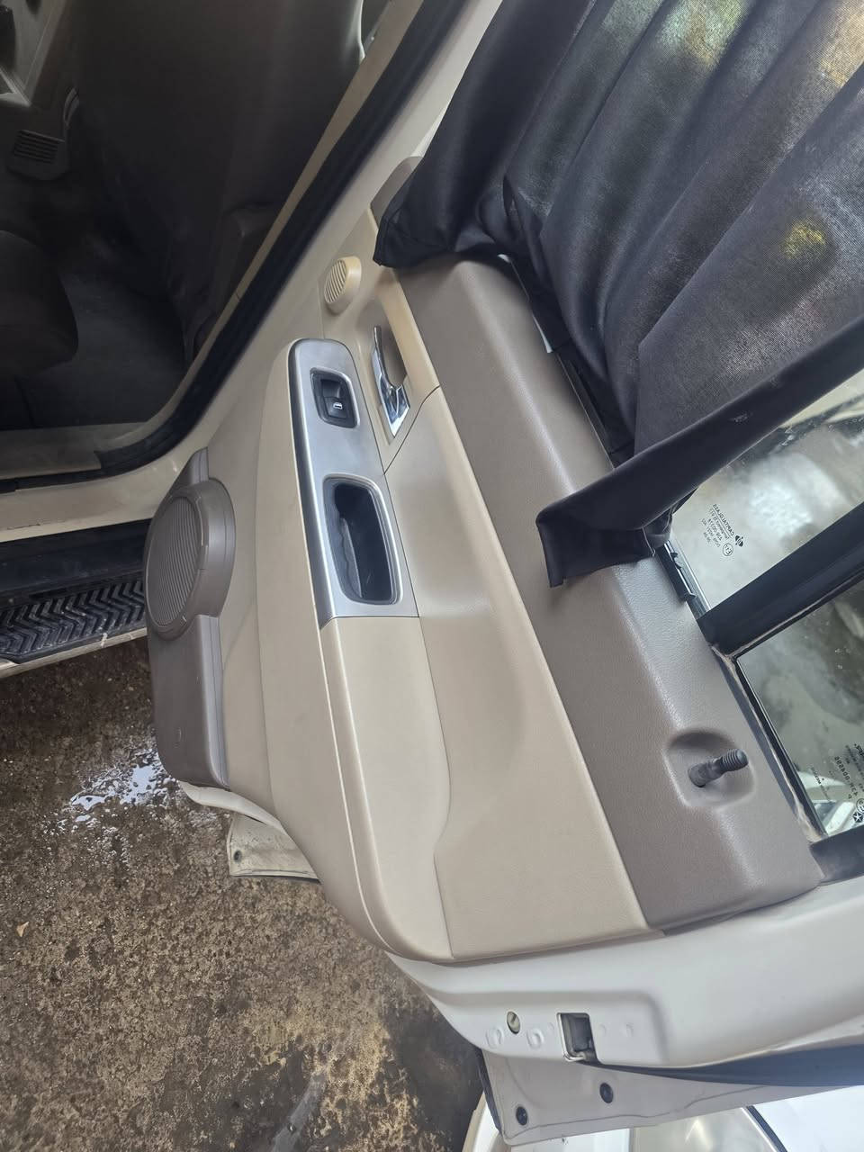 جيب ليبرتي أمريكي موديل ٢٠٠٨ شرط من دعاميه ال دعاميه بدون حادث فول فول بسمي تحكم ستيرن سياره مال جنيه السعر ١٠الاف دولار التواصل ***********
