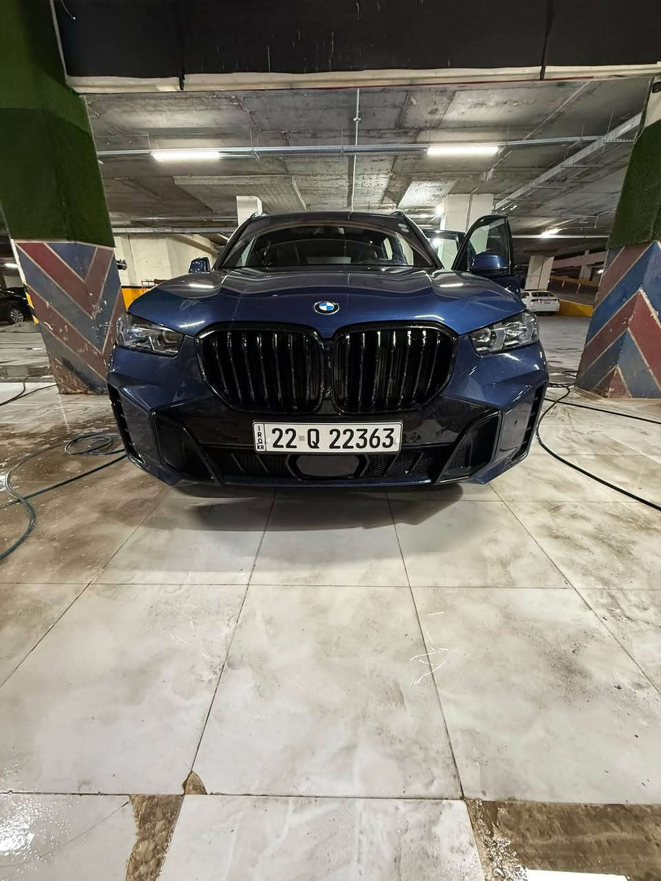 🚘 BMW X5 sDrive40i | 2023 🇺🇸

🔥 BMW X5 موديل 2023 — مواصفات أمريكي
سيارة صاروخ، مرتبة ومواصفاتها قوية جداً 👌🏻

⚙️ المحرك والأداء
• 6 سلندر خطي
• 3.0 Turbo TwinPower Turbo – B58
• 335 HP
• 450 Nm
• جير أوتوماتيك 8 سرعات Steptronic
• sDrive – دفع خلفي
• 0–100 تقريباً 5.3 ثانية
• اقتصادية جداً بالنسبة لفئتها

✨ التجهيزات
• دشبول صاجي مع جلد
• كشنات صاجي مع جلد – 3 فئات
• كشنات تدفئة 🔥
• تشغيل بالكارت
• جنطة كهربائية قطعتين
• كاميرات 4 جهات 360°
• تحكم بالكامرات
• بانوراما كهربائية
• جنوط رياضية Two-Tone
• LED خلفي كامل
• دعاميات M Package 2025

🔧 حالة السيارة
• ضربة خفيفة جداً
• باب خلفي مبدل وكالة
• تصليح مكان البانزين على البارد
• كاملة من جميع الجوانب
• ما بيها أي ضربة داخل العراق
• الفحص مفتوح للمشتري وبأي مكان يختاره
• السيارة باسمي شخصياً

💰🔥 السعر: 41,000$ فقط

سعر مميز جداً وقابل للتفاوض للجادين
السعر محسوب للبيع، والجاد ما راح نختلف وياه 🤝

📞 ***********

📌 VIN: 5UXCR4C07P9R04681

الجاد يتفضل للفحص، والسيارة تنباع على الفحص.
