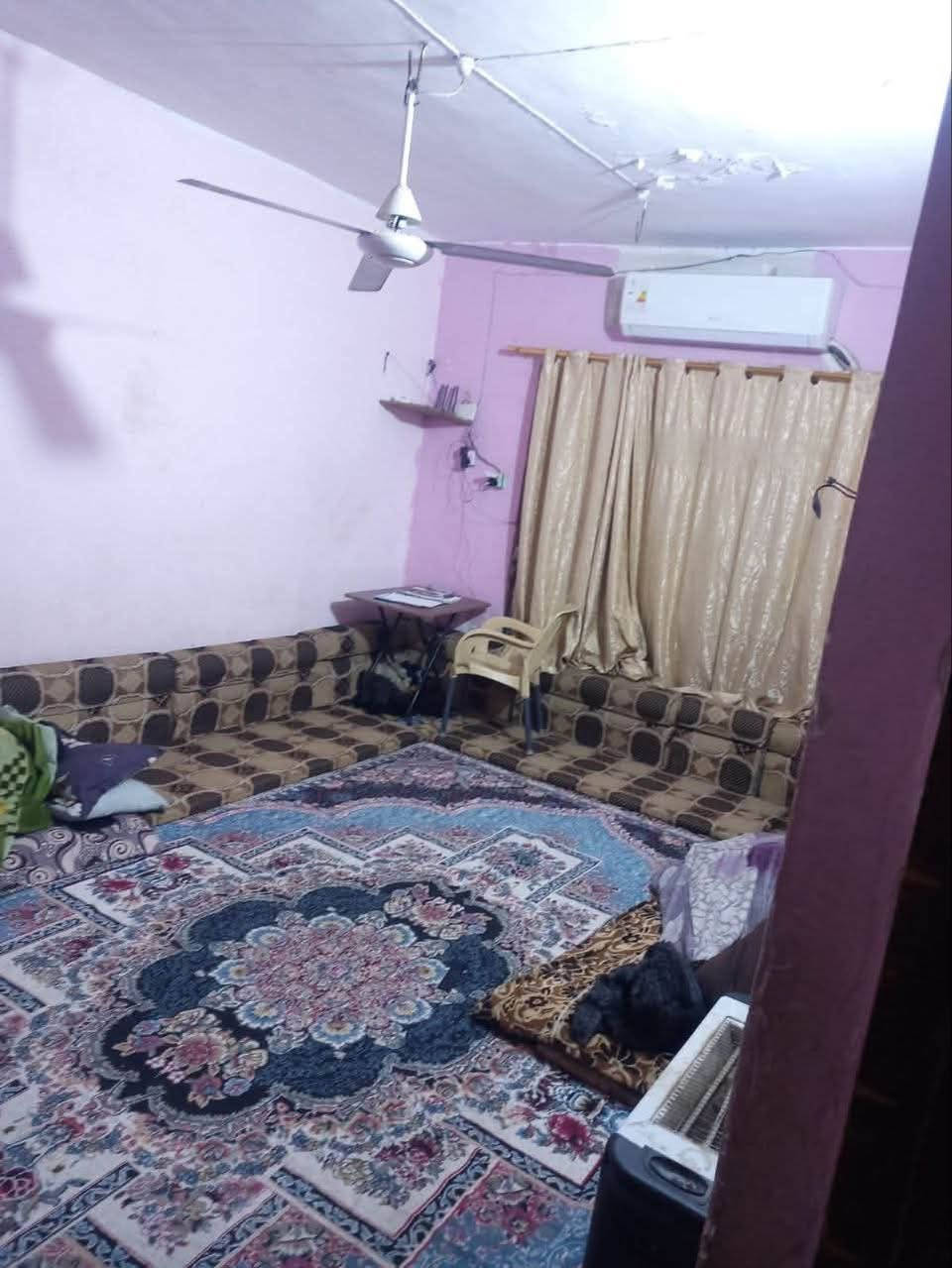 للبيع بيت كربلاء
طابو صرف  مساحه ٢٠٠ على شارع تجاري يربط بين حي العامل وحي الغدير 
طابقين الطابق الثاني بيت معزول غرفتين نوم وصاله واستقبال وصحيات ومطبخ

مكانه راقي
#سعره ٣٥٠ مليون

للاستفسار اكثر يرجى المراسله واتساب ***********
