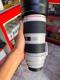 كانون 70-200 • فتحة ٢٫٨ • دبل استبلايزر