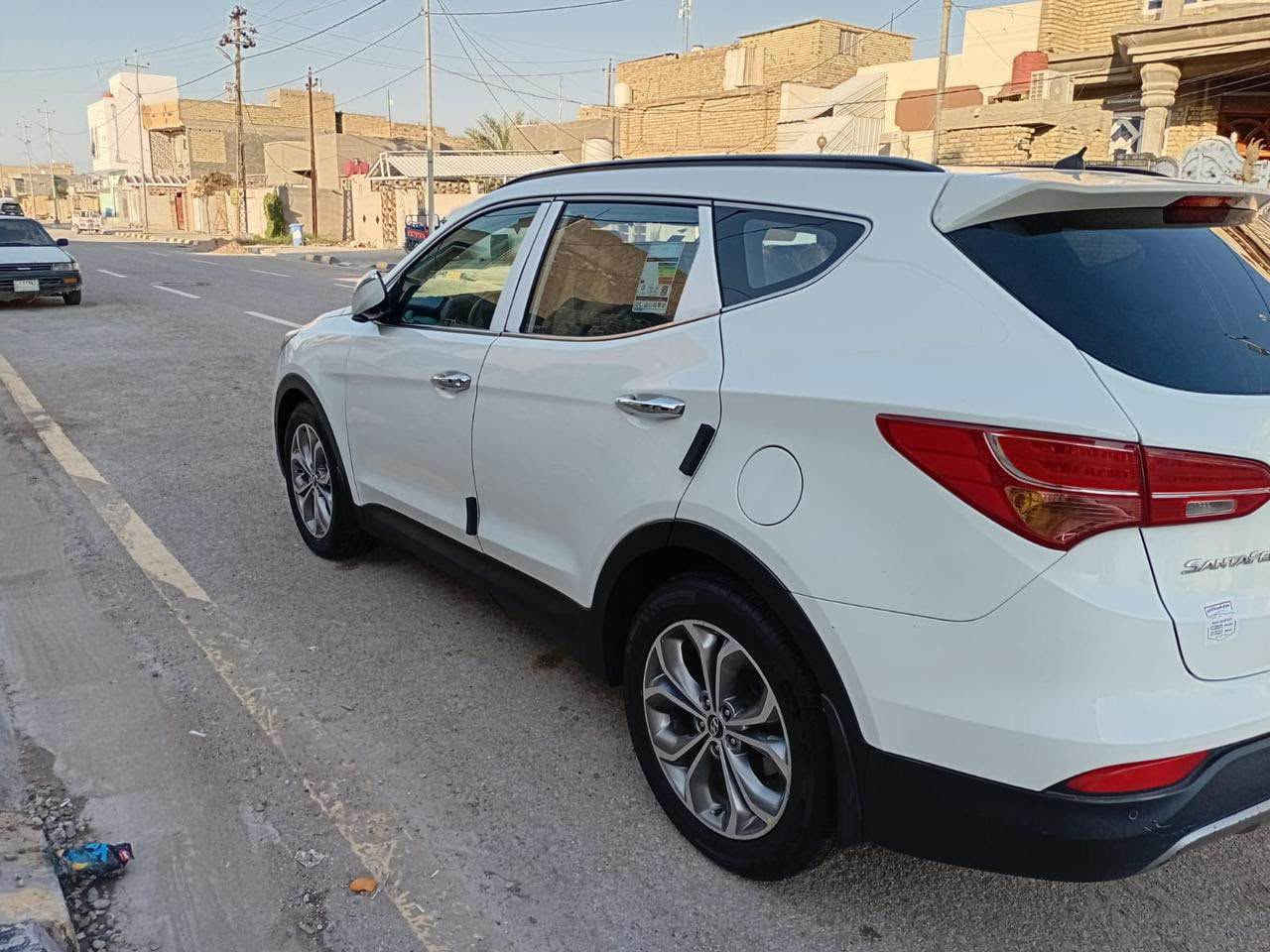 سنتافيا موديل 2013 فول مواصفات خليجي  ماشيه 150km سياره نضيفه جداً  بيه ضربه في الجاملغ الخلفي وقبق الجنطه وموجود سونار وياه صور السياره  سياره رقم بغداد  
 *********** صلاح بغداد, العراق
