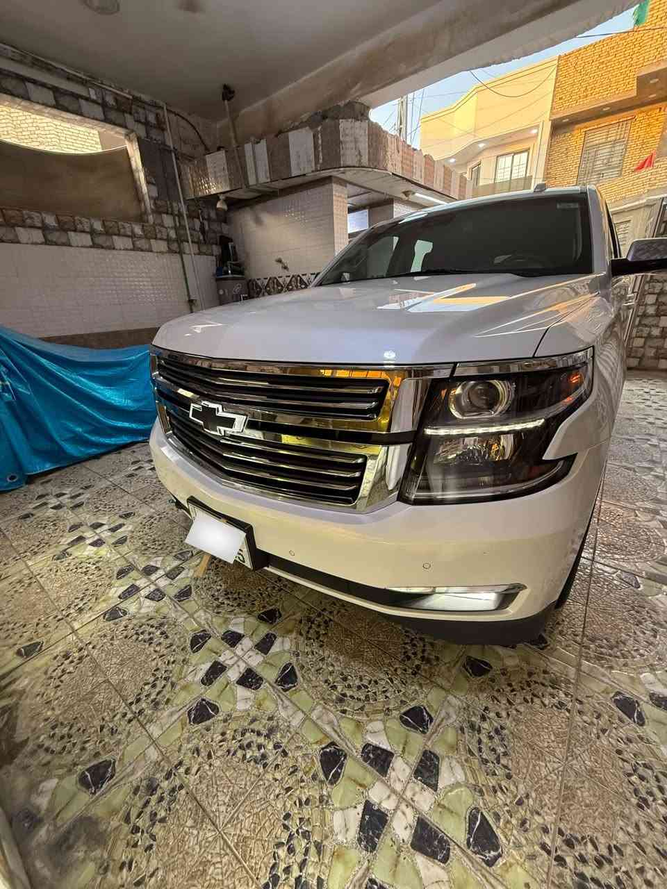 السلام عليكم للبيع تاهو  لون ابيض صدفي موديل 2016 خليجي وكاله المنصور فئه برايمر فول مواصفات ماشيه 170 كم رقم بغداد بسمي مكفوله كفاله عامه سياره جديده مكاني ذي قار قظاء الشطره السعر 335 وبيه مجال للاستفسار ***********
