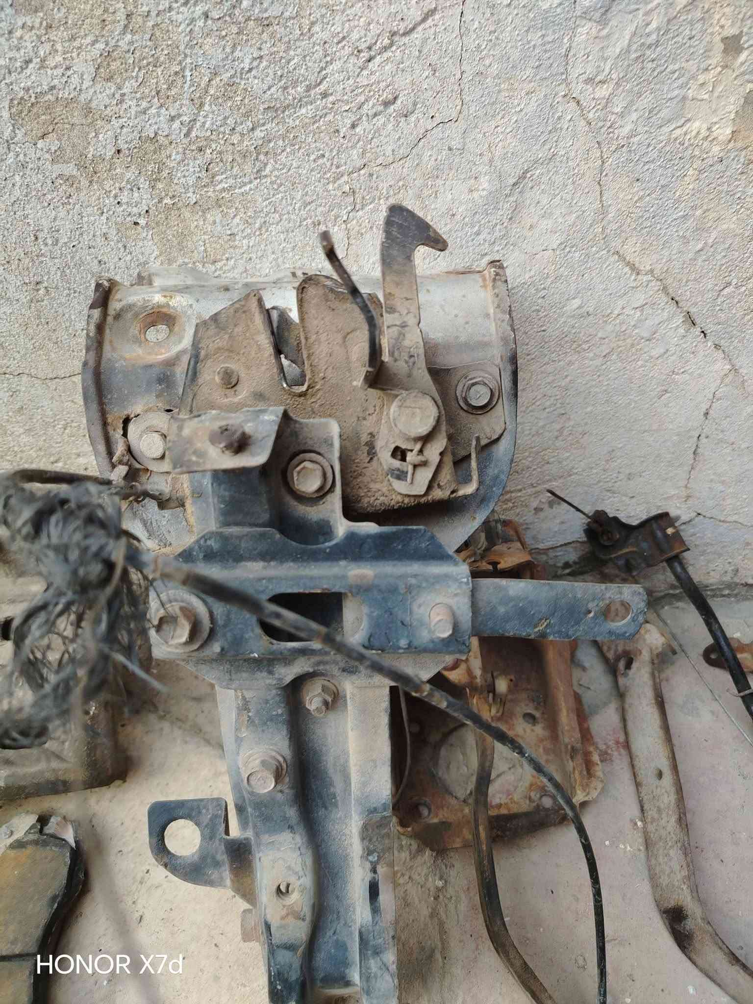 السلام عليكم من رخصت غراض بايجرو نفخ للبيع كلمن بسعره مكانه بابل الحمزه الغربي للبيع ***********

نص مكتوب في الصور:
- HONOR X7d