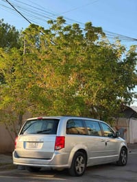 كرفان ٢٠١٢ • محرك ٣٦٠٠ • فول ١/١