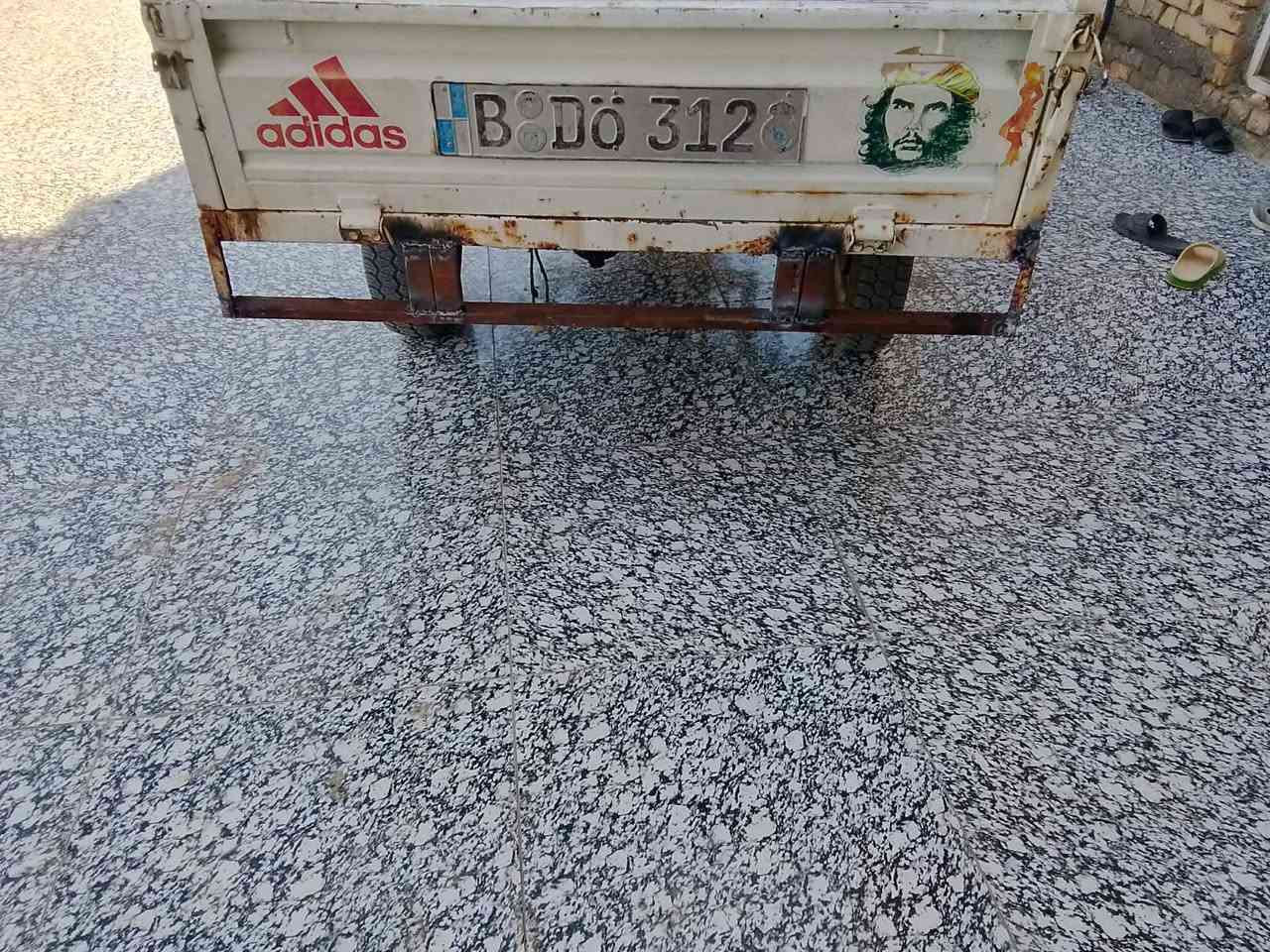 سلام عليكم ستوته للبيع موديل 2018 ستوته حلوه كهربائي كله شغاله او سلف الستوته حلوه ناعمه مكان ناصريه سوك الشيوخ هاذه رقم ***********
