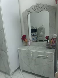 غرفة نوم • مستعمله شوية