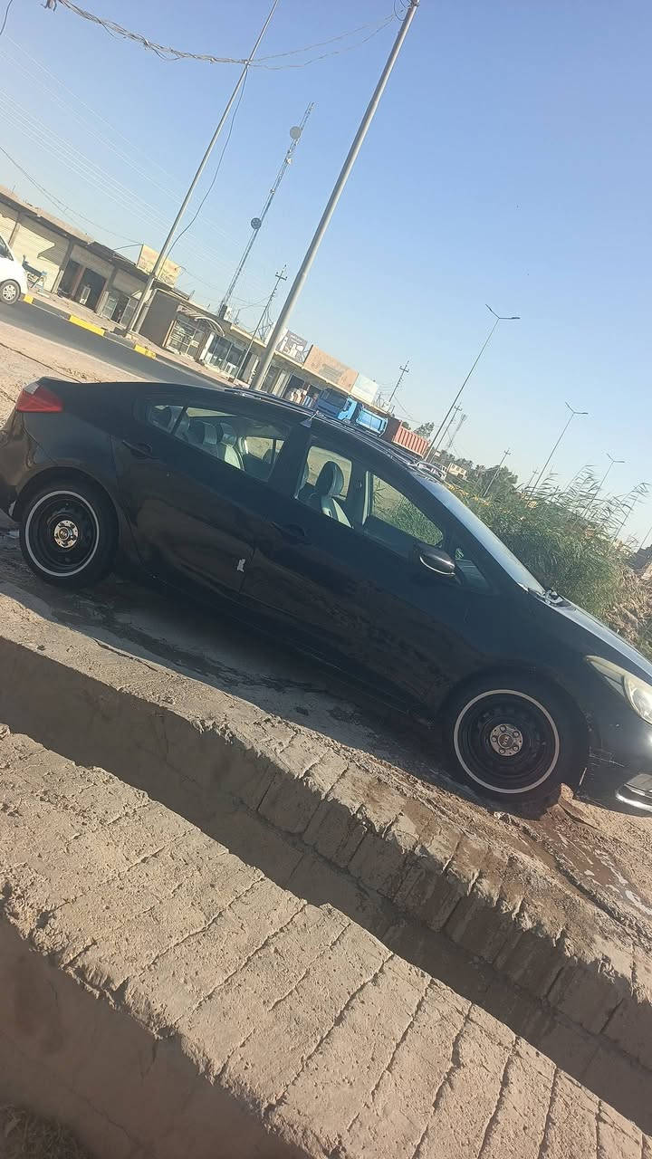السلام عليكم كيا فورتي 16 امريكي بيهئ صبغ أقل الحزام بدون دواخل رقم اربيل دولي بسمي سنويه مجدده مكينه كير حداديه تبريد تخم تاير خير من الله السعر 93 مكان كربلاء للستفسار ***********
