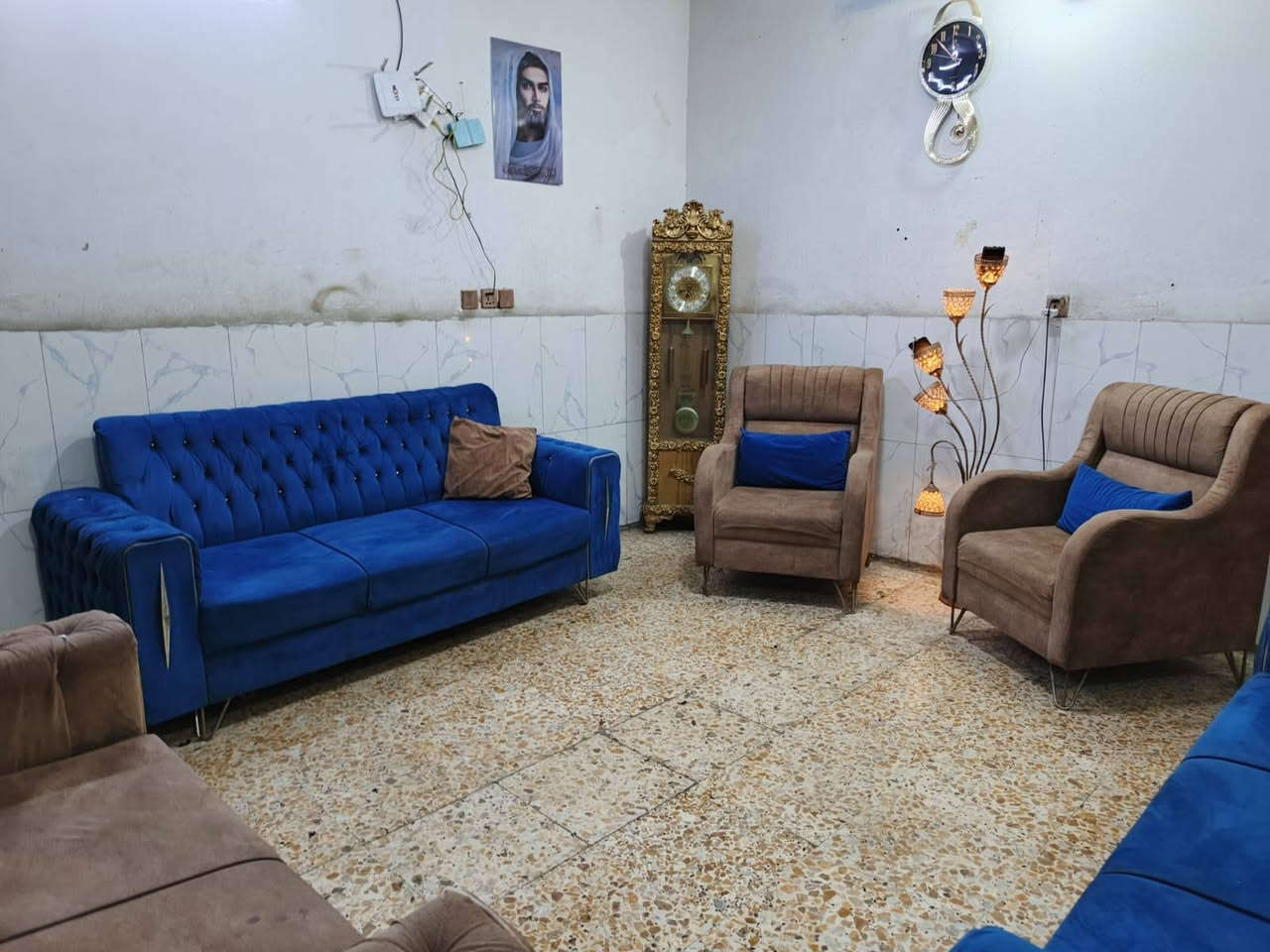 سلام عليكم عندي تخم عشر مقاعد تكمه تزكام مابي اي ضرر نضافه ٨٠ سعره ٢٨٠ هذه رقمي *********** مكان منصور الوشاش يوجد توصيل داخل بغداد بكروه 
@إشارة
