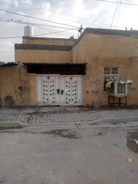 ١٤٠م • ٥غرف • يحتاج ترميم