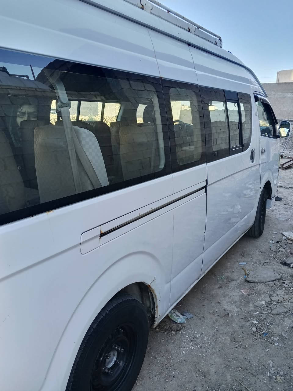 السلام عليكم جمبي للبيع موديل 14 خروجيه 17 السعر 120 وبيهه مجال ***********
