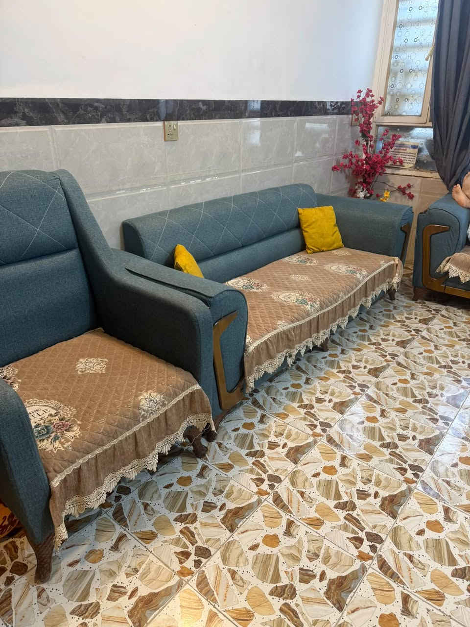 كنب • جديد • استخدام قليل