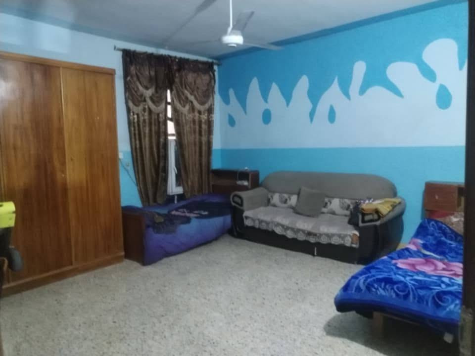 بيت للبيع تكريت حولي الزهور
مساحه 173 متر واجهه 9ونص ونزال 18 طابقين استقبال ومطبخ وصاله و5 غرف نوم ومخزن ومجموعات صحيه عدد اثنين الاتصال *********** أو مراجعة مكتب السعد للعقار
