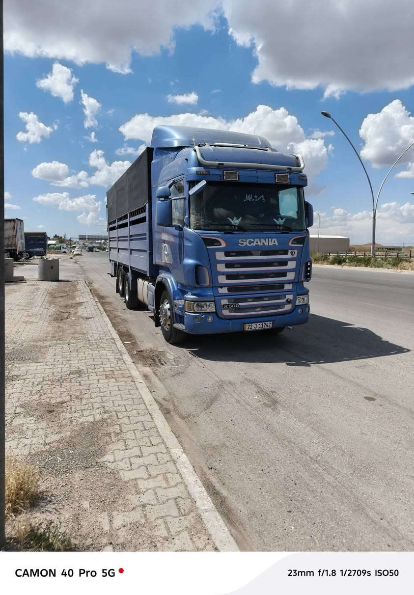 السلام عليكم سكانيه للبيع موديل 2006 مكينه500 كير 3ب 3 دبل تاير بلادي ريتادر 5 طكات ثلاجه داخليه دبل جربايه 
الستفسار على الرقم 
***********
