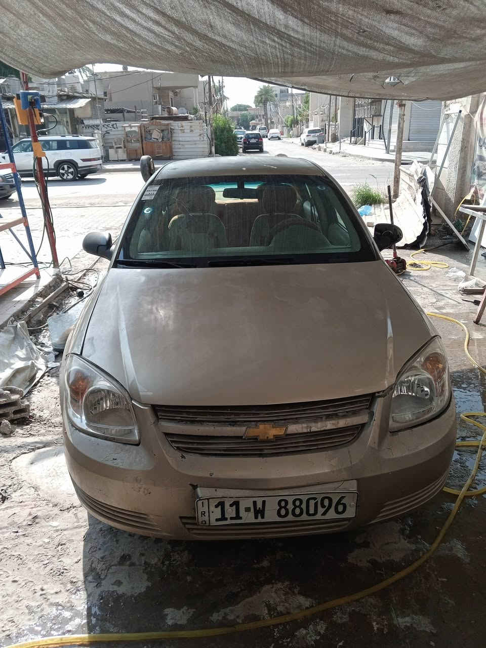 السلام عليكم شوفرليت كوبلت 2006 للبيع
بأسمي سنويه إلى 30 هزة جديده 
تخم تاير جديد حداديه جديده بس نقصها دبلات اماميه 

كير ومحرك خير من الله بس بيها خربطه بالمحرك الفيتر كال بالكور لادخان ولا تنقيص ترايك كل العراق افتر بيها 

داخل جديد شاشه شغاله 

السياره عوزها ترتيبات بسيطه تقريبا ورقتين تصير كاملة مكملة 

التبريد شغال جان عندي وكفت المروحه وطار غاز يعني بس تشحن وتبدل مروحه 

السعر 29 ورقه 

عنواني بغداد ***********
