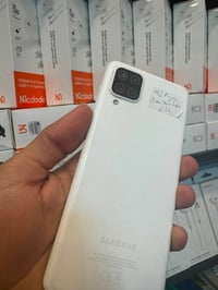 بعض الاجهزه مستبدل شاشه البعض الثاني ممفتوح نظيف كلش كلشي وسعره بغداد ...