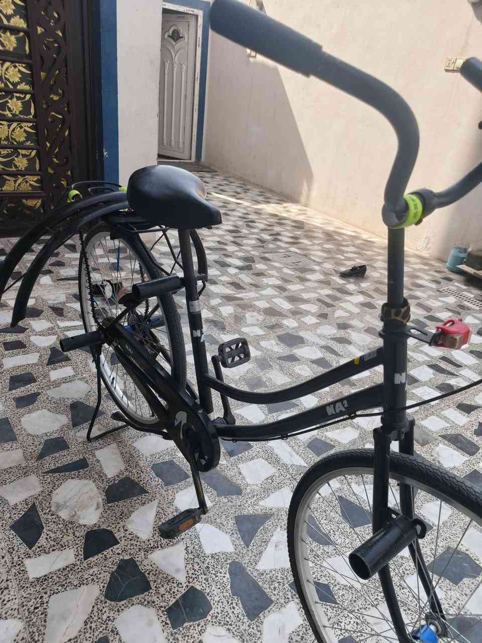 جبتلكم بالة مفول شركهNA2
باسكل مرتب وحلو كلش مديل 18 
باسكل غراضه كامله ومرتب 
ابيع بلاغراض ب120 وبي مجال 
وي الغراض ب125 قفل 
مكاني نجف حي الوفاء هاذ رقمي للتواصل ***********
والباسكل كما موضح بالصور
