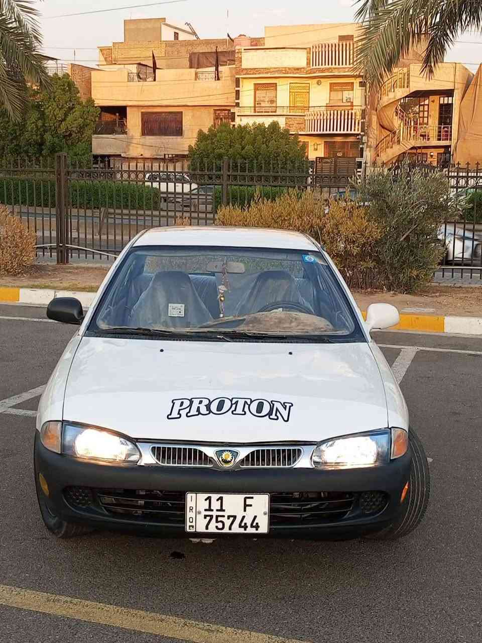 ياالله ياالله سلام عليكم للبيع بروتون ويرا موديل 2004
 رقم بغداد انكليزي شرط التحويل ثاني يوم هزه جديده 
تبريد ثلج 
سنويه جديده الى 2028 
كير مكينه اوتوماتيك 
دواخل جدد صدر امامي خلفي جديد 
 كهربائيات جاهزه 
سياره عليه ادامه 
شاشه فول اندرويد..........= السعر 44 وبيهه مجال بسيط 
مكاني بغداد الكرخ حي العامل ***********

