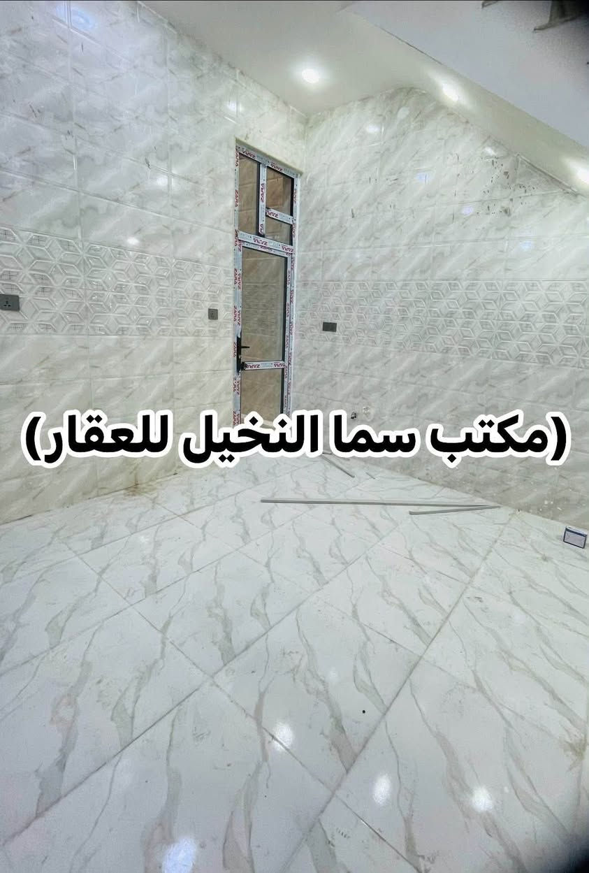 الاعلام المربع الذهبي • ٨٣م • ٣ غرف