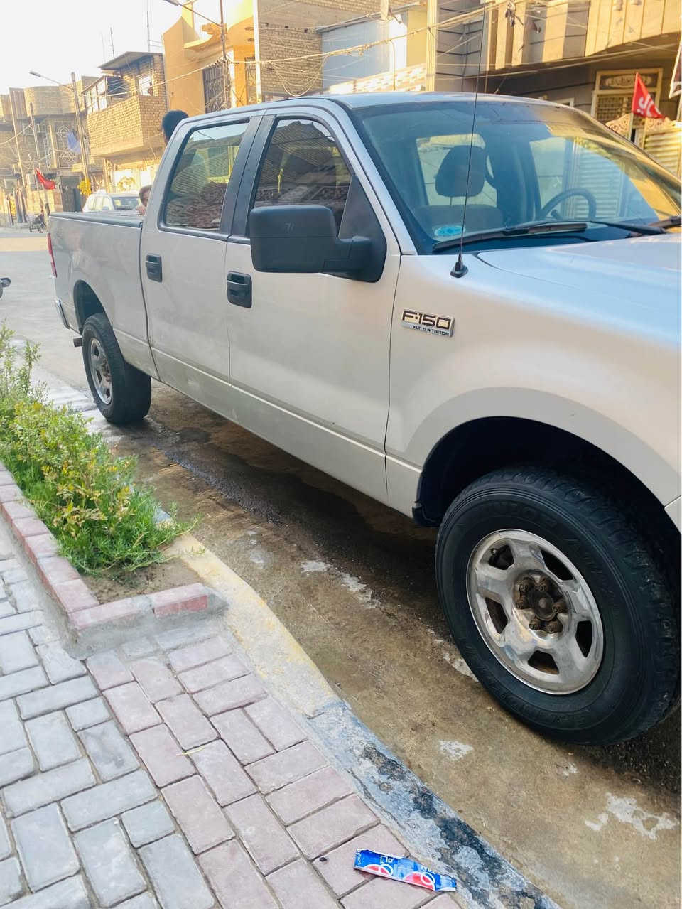 فورد f150 موديل 2008 مزاد رئاسة الوزراء السياره بدون قطرت صبغ  كير ومكينه وضفاير وكلشي جديد السياره جداً نظيفه مكينه 5400  السياره بدون رقم تترقم بغداد اقره المنشور وخابر *********** بغداد, العراق
