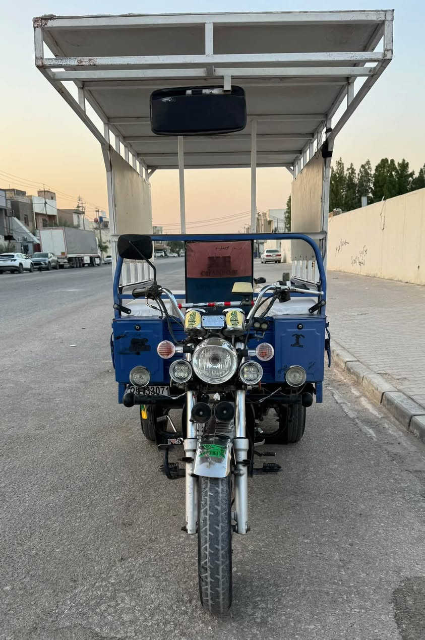 السلام عليكم ستوته جمره للبيع موديل 22 مكفوله من كلشي محرك كير اكسن تايرات اوياله دبلات كهربائيات كله جديد محجر ومصطبات الستوته كامله ما عايزها برغي اوراق اصولية السعر مليونين ونص وبيها مجال العنوان نجف الاشرف الرقم ***********

