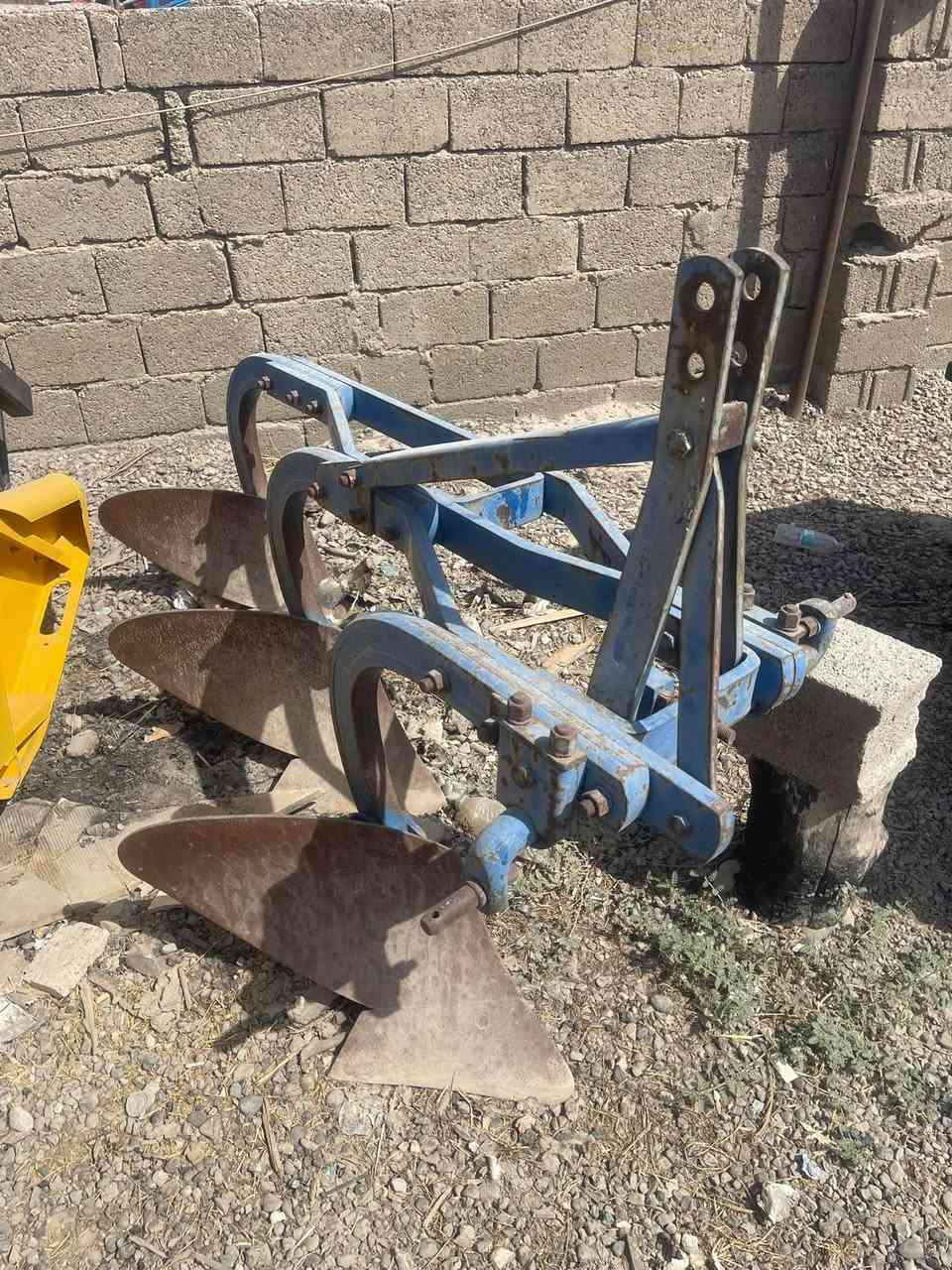 لبيع فدان ئايدن رقم ١٠
بشرت مابي لعيم 
عنوان طريق مخمور
***********
***********

