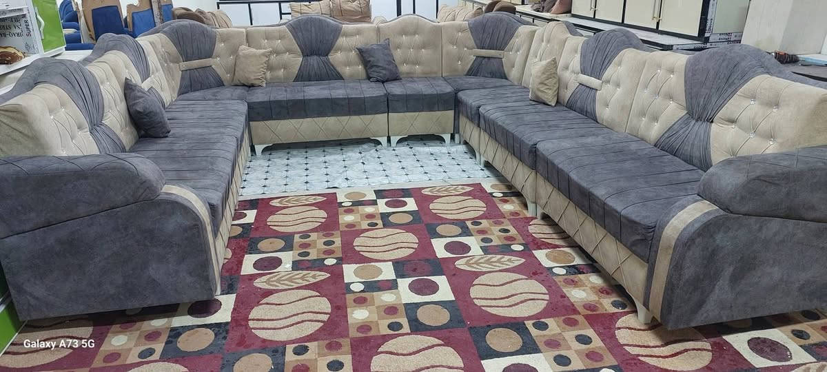 اثاث جديد ومستعمل عنوان زبير. تواصل *********** واتساب
