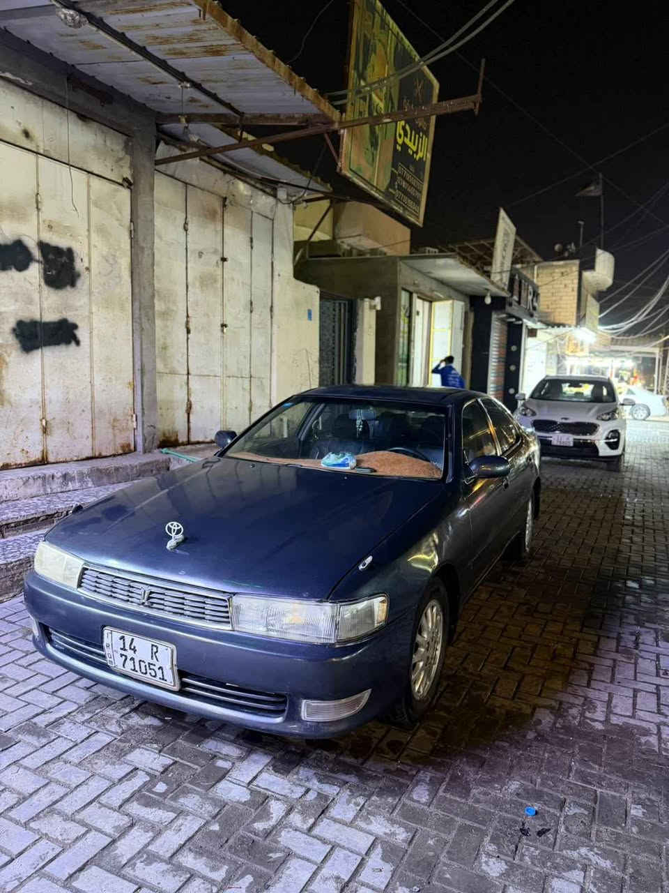 سيارة Toyota Cresta نظيفة جدا مكفولةمن الضربة والكص والنقل جثة وكير ومكينة وتبريد مكفول فقط مصبوغة عام للجمالية متواجد ع واتساب والاتصال 
*********** البصرة, العراق

