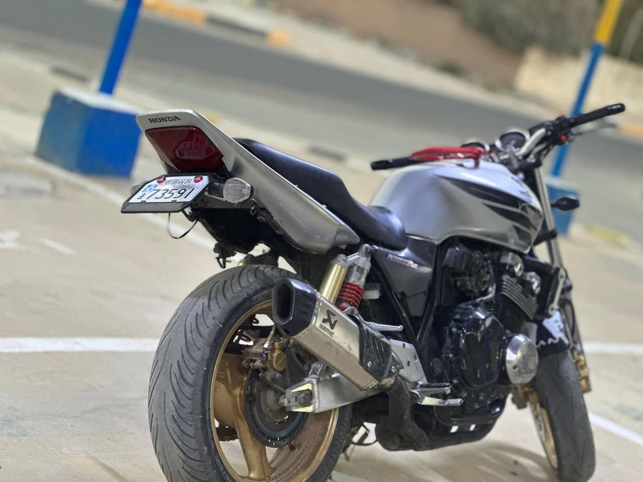 السلام عليكم للبيع دراجة سيبي 4 جيل ثالث  حجم 400cc دراجه نضيفه حيل كدام عينك سعر14
وبيهه مجال
العنوان ديالى خان_بني سعد
الاستفسار الهاتف ***********
