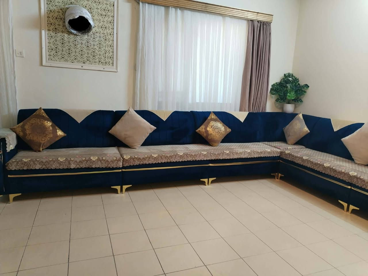 ديوان تركي • ٩م • جديد