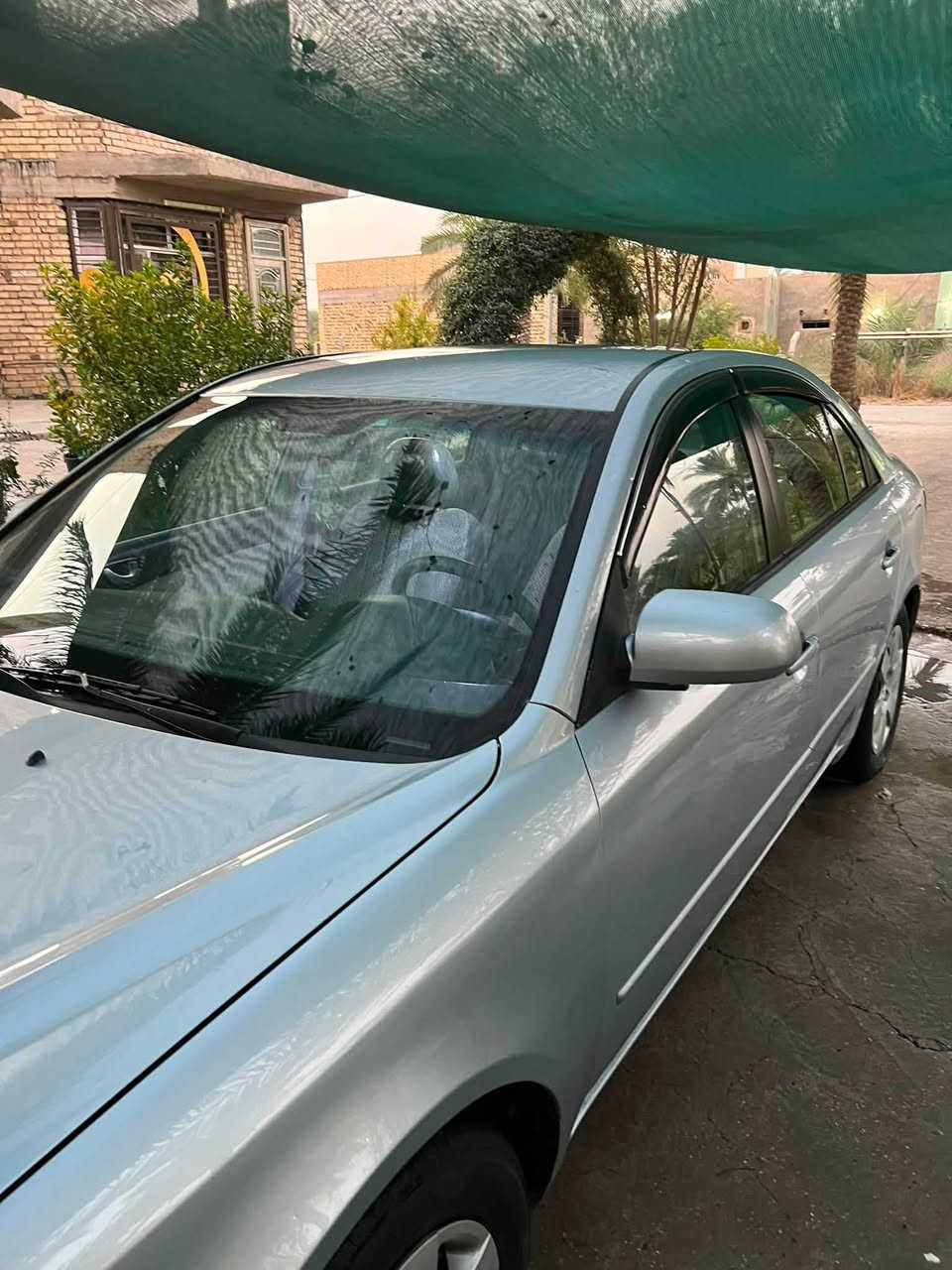سوناتا موديل ٢٠٠٧ وارد أمريكي السيارة جدا معتنين بيها على يد واحده من الاستيراد بيها رشات صبغ بدون دواخل بنيد وجاملغ  الايمن والأيسر بدون دواخل قطره معجون مابيها فقط جرد رقم بغداد بسمي مكينه كير وضع الشركة مع الدواخل وضع الشركة تبريد ثلج وضع الوكالة مكان السيارة بابل السعر ٩٧ وبيها مجال للطيبين  تخم تاير جديد هـ***********
