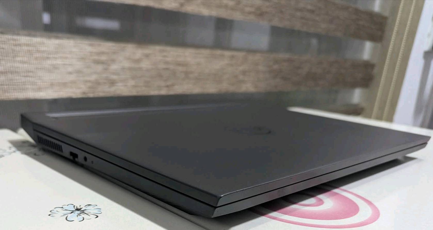 تحية طيبة للجميع 
متوفر لاب توب كيمنك للبيع 
السعر ٨٠٠ الف

Dell G5
CPU ✅CORE I7-11800H 8CORE 16 THERADS 
GPU ✅ RTX 3050  4GB 
RAM ✅ 16 GB DDR4 3200MHz
HARD✅ 512 NVME 
SCREEN ✅ 15.6 FHD 120 HZ
RED LIGHT KEYBOARD

مكاني موصل توصيل موجود
للتواصل *********** واتسب