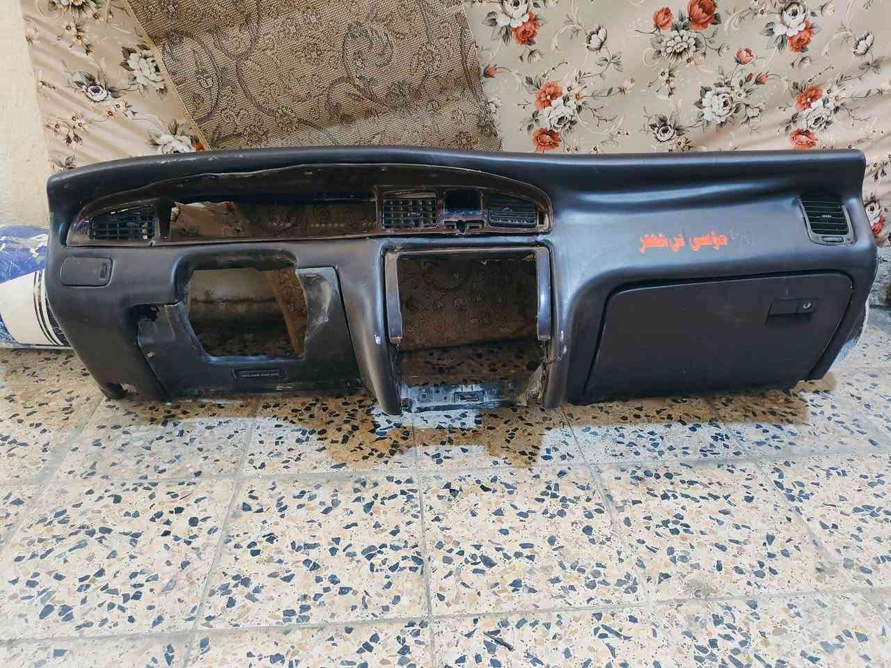 سلام عليكم  مرخصه المدير الجروب عندي دشبول بطه متصل للبيع الموقع البصره كرمت علي حي طليعه هاتف ***********
ما متواجد على الفيس
