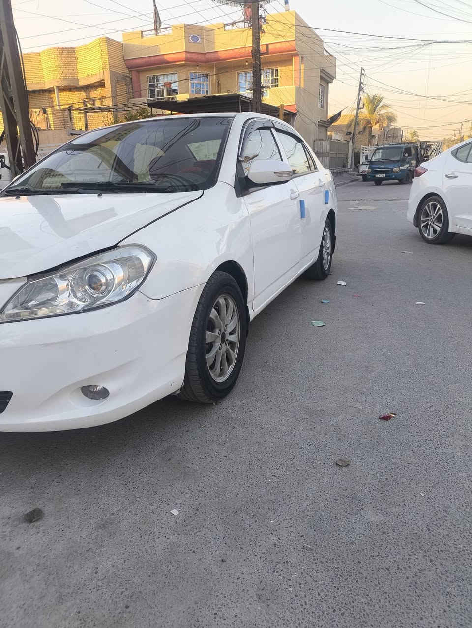 السلام عليكم بي وايدي g3  مديل 13  سيارة نضيفة خير من الله  مكينة وكير وتبريد خير من الله رايدها ب٤٧ وان شاء الله بيهة مجال 
مكانهة بغداد الكرخ ***********
