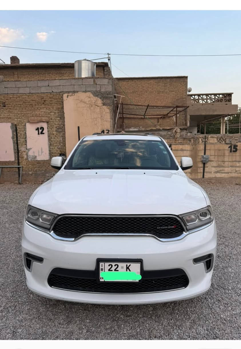 دورانجو SXT Plus موديل 2021 – خليجي مكفوله كفاله عامه
* محرك 6 سلندر سعة 3.6 لتر
* قوة 295 حصان
* ناقل حركة أوتوماتيك 8 سرعات
* دفع خلفي
* ثلاثة صفوف مقاعد
* رادار خلفي مع نضام توقف عن التصادم
* شاشة وسطية مع Apple CarPlay وAndroid Auto
* كاميرا خلفية وحساسات
* بصمة عدد ٢
* مقعد السائق كهربائي 
* تكييف أمامي وخلفي
* مثبت سرعة
* إضاءة LED
* مانع انزلاق ونظام ثبات إلكتروني
* مراقبة ضغط الإطارات
* دواخل جلد بيجي
*سلايد روف )فتحة سقف)
* اوتو ستوب 
* ⁠عداد المسافه ٥٣ الف مايل 
* ⁠رقم السيارة اربيل سنويه لغايه 2031 
* ⁠مكان السياره في البصرة
الاستفسار والسعر الاتصال ***********
