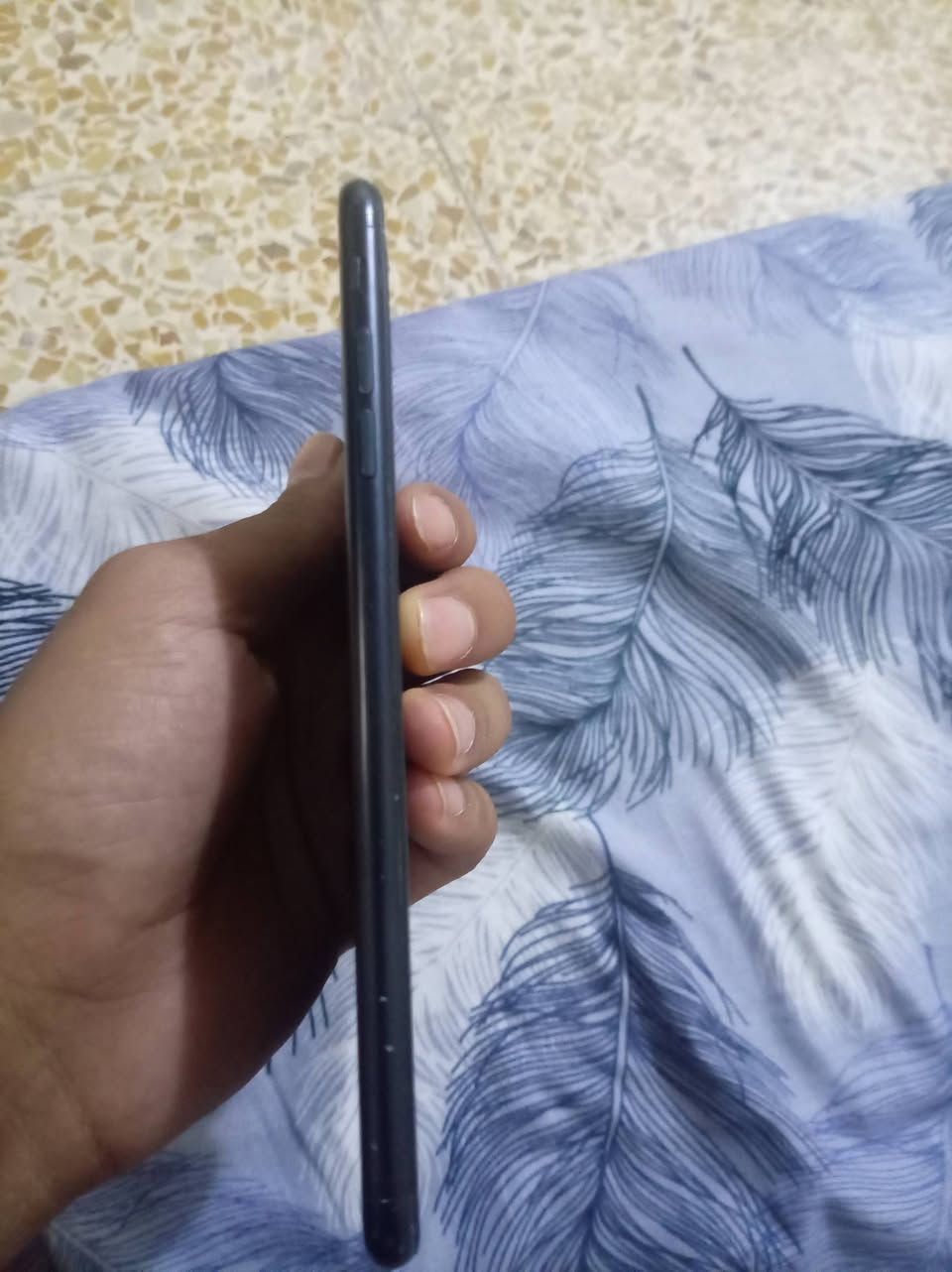 ايغون 7بلاس مساحه 256عاطل فحم أدفع سعر عجبني ابيع عنواني حي الانتصار شارع 60متواجد خاص أو اتصال ***********بي واتساب
