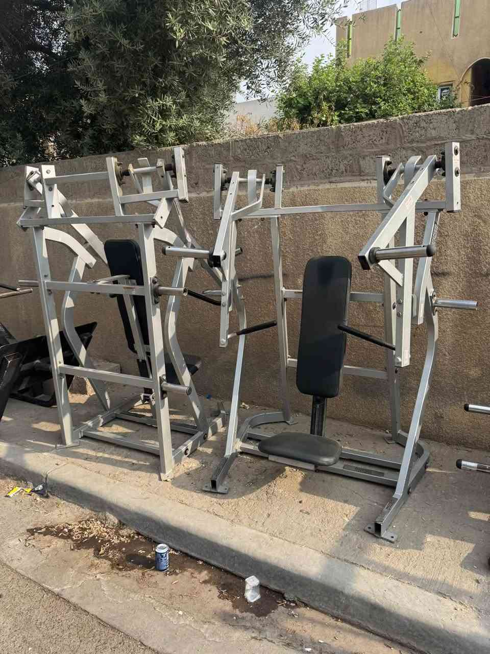 أجهزة رياضية • جهاز ركض • ضغط اكتاف
