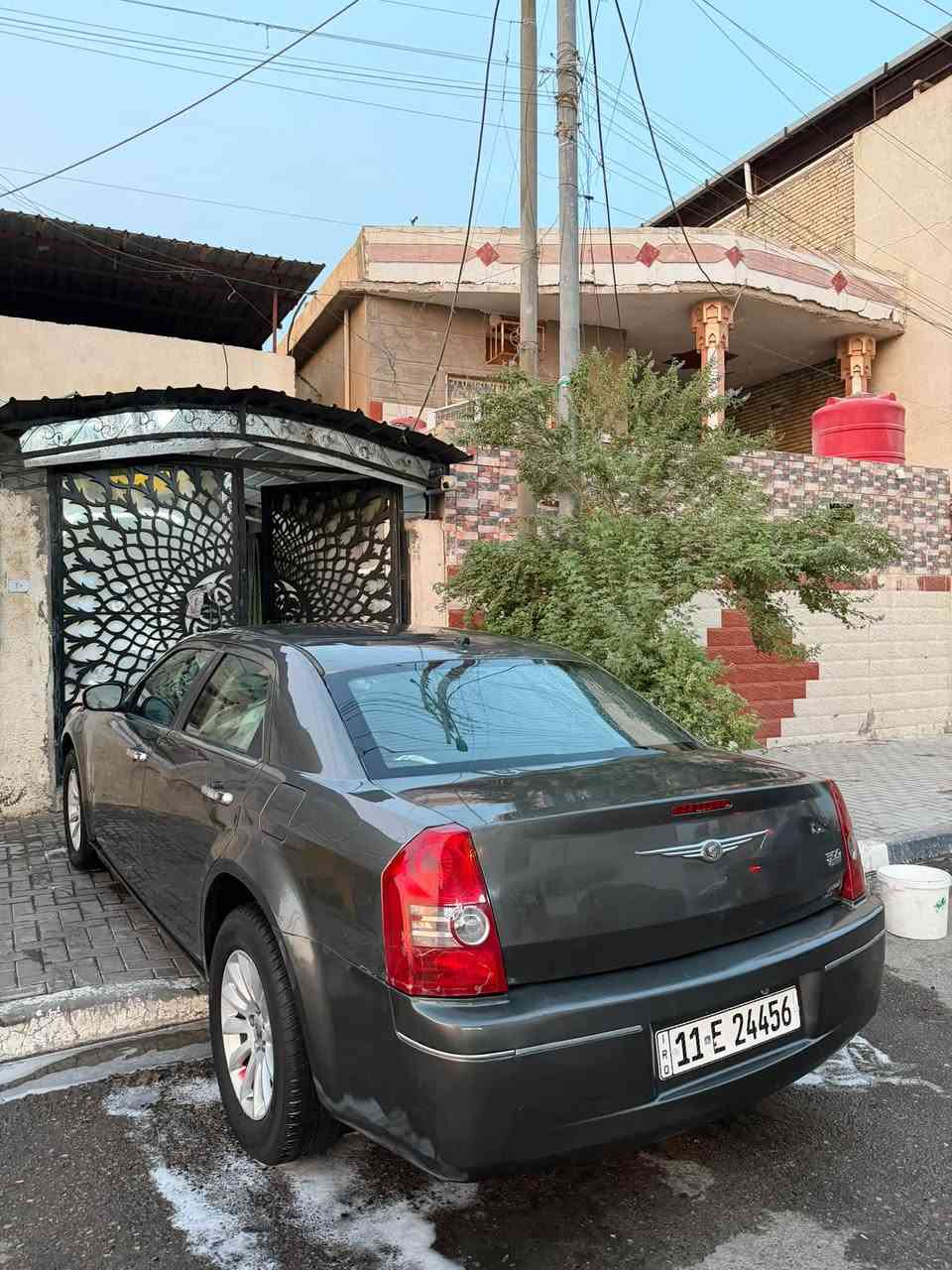 كرايسلر 300 • ٢٠١٠ • بصره حي جامعه