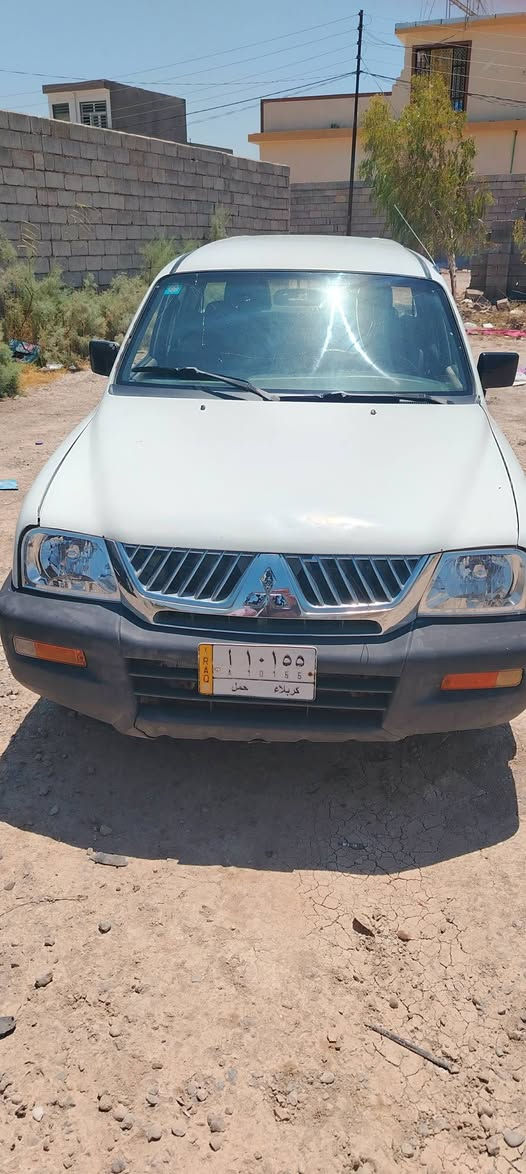 للبيع مسبوشي موديل 2004 بانزين مكفوله مكينه وكير اكسل تخم تاير جديد ديالى بعقوبه ***********

