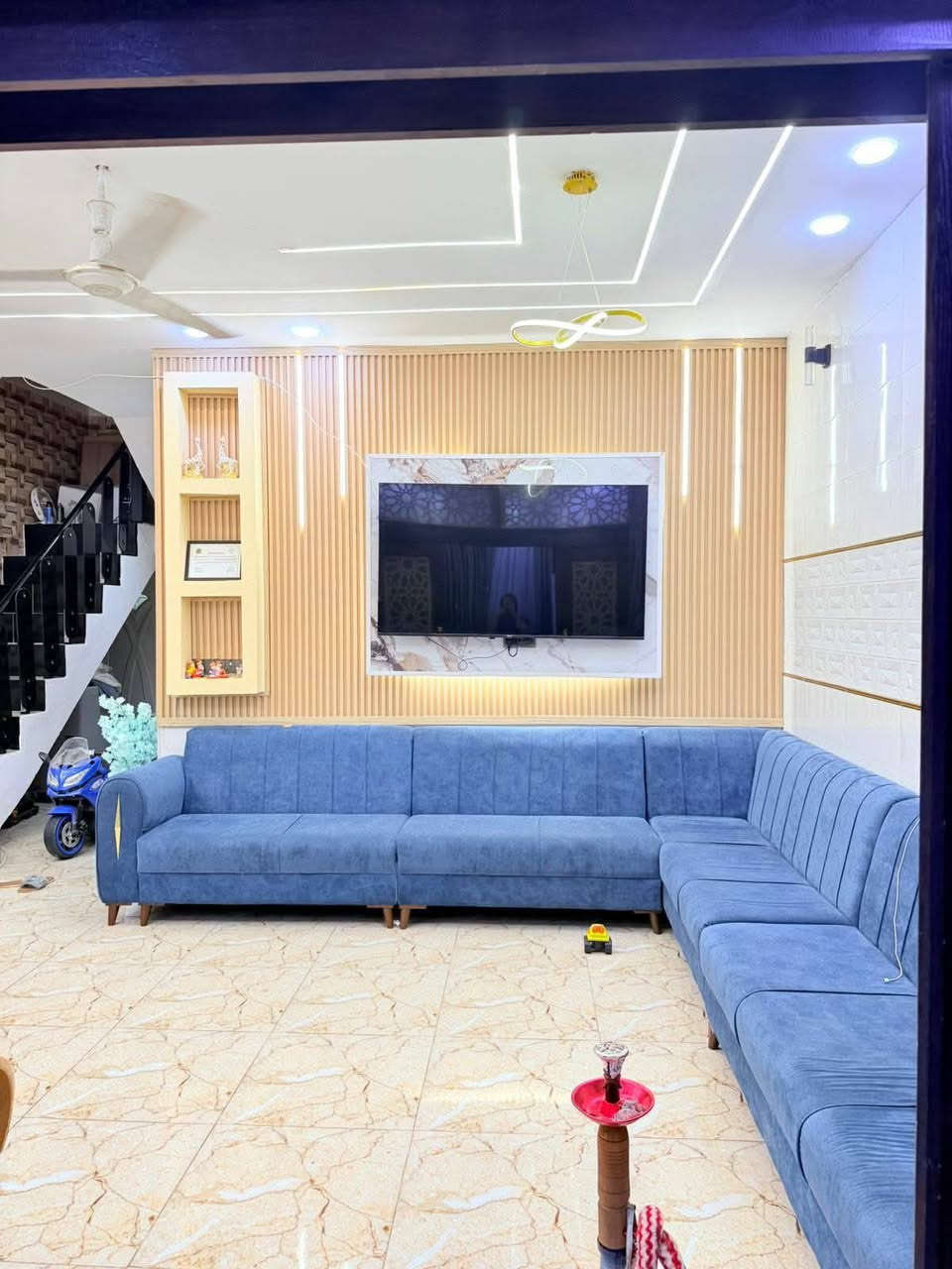 💲 بيت للبيع – فرصة مميزة 🏡
📍 العنوان: الوردية خارج – نزلة أبو كيره

📐 المساحة: 130 م²

✨ مواصفات البناء:
✅ بناء درجة أولى
✅ سقوف مغربية
✅ طابوق جمهوري
✅ يتكون من غرفة واحدة
✅ مناسب لإكمال البناء حسب رغبة المشتري

💰 السعر: 75 مليون دينار، ويوجد مجال للتفاوض.

📞 للاستفسار والتواصل:
***********
