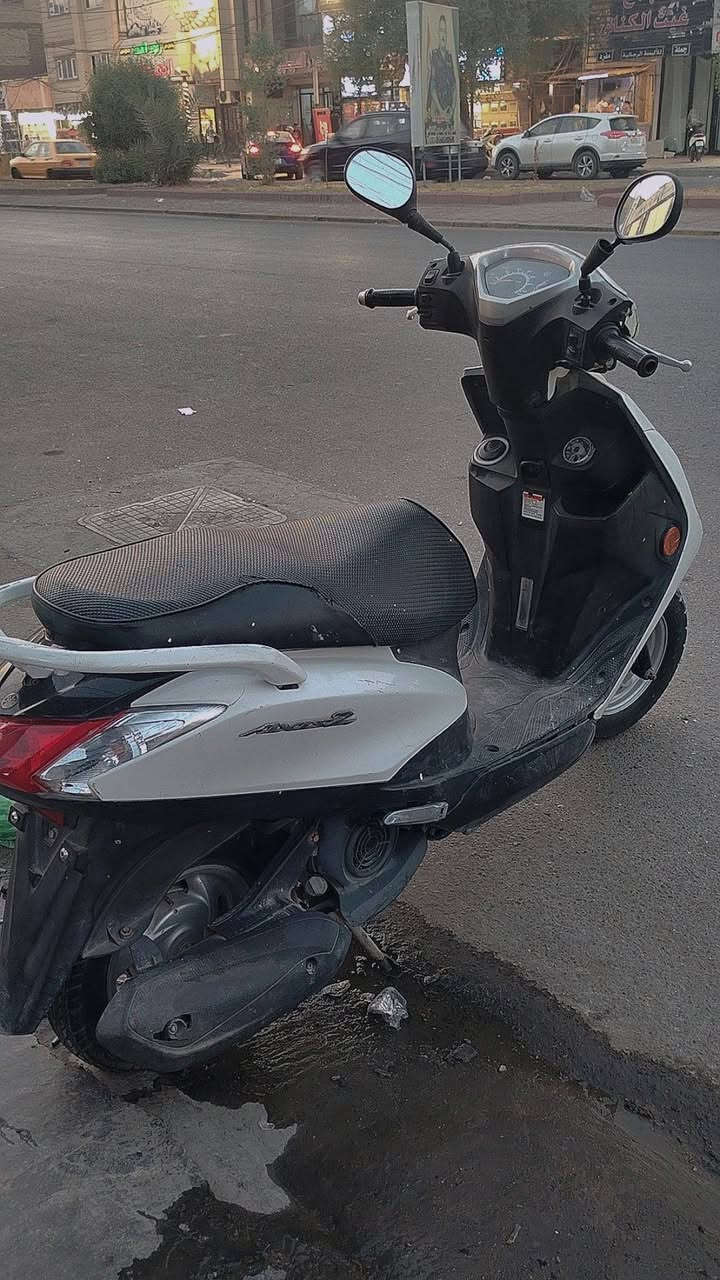 دراجه اكزز موديل 2024 نوزل جديده ما مفتوحه محرك نضيف مكان بغداد للتواصل رقم *********** متواجد واتساب
