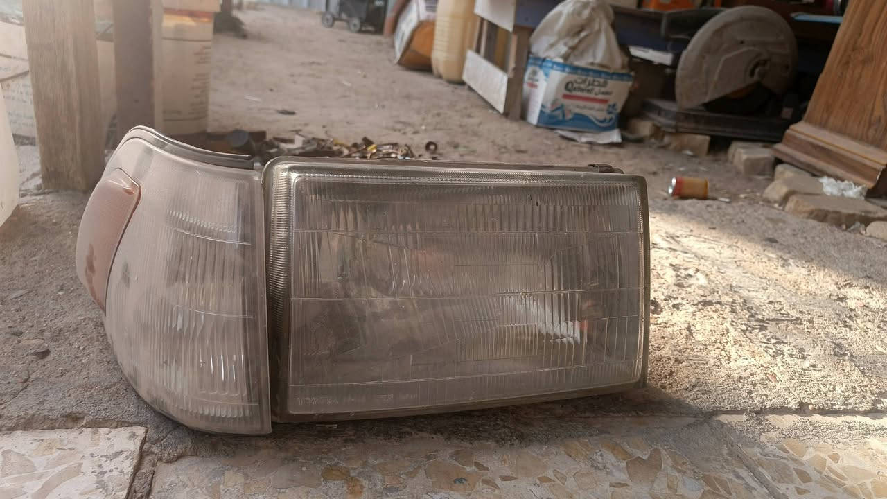سلام عليكم
لايت و سكن و قاعده الرقم جديدات جظا 
السعر ٨٠ الف 
الرقم ***********
